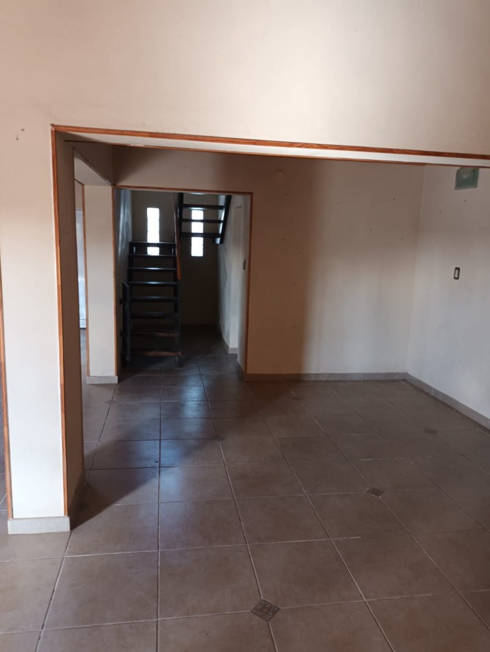 Espectacular casa en portal del leyes